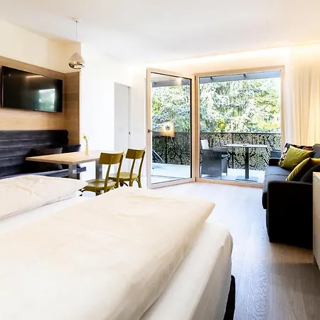 Aparthotel Gartenresidence Zea Curtis 3*