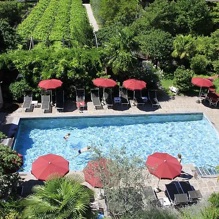 Aparthotel Gartenresidence Zea Curtis 3*