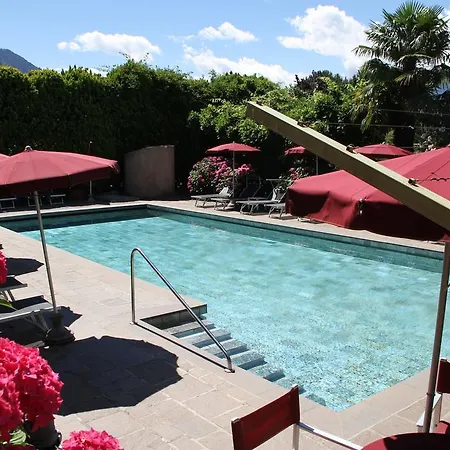 Gartenresidence Zea Curtis Apartahotel Merano