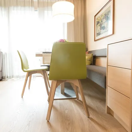Gartenresidence Zea Curtis Aparthotel Merano