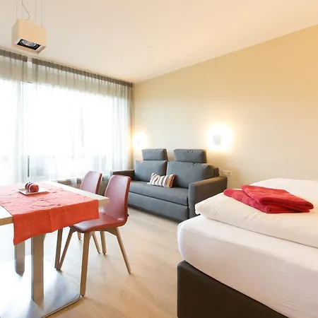 Aparthotel Gartenresidence Zea Curtis 3*